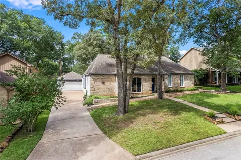 112 Broken Bough Lane Conroe TX 77304