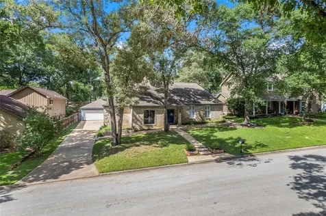 112 Broken Bough Lane Conroe TX 77304