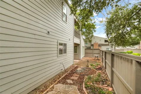 1621 Prairie Mark Lane Houston TX 77077