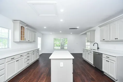 2636 Lone Oak Road Houston TX 77093