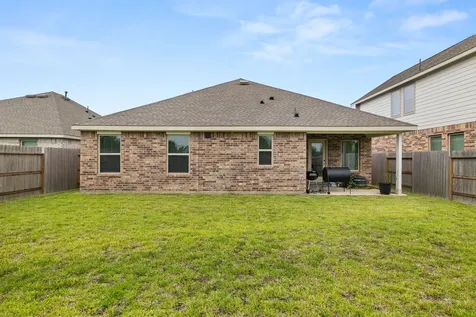 31515 Silverthorne Bush Drive Hockley TX 77447