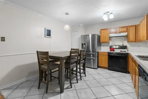 5231 Honeyvine Drive Houston TX 77048
