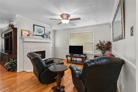 5231 Honeyvine Drive Houston TX 77048