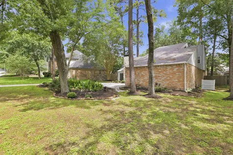 2119 Woodstream Drive Kingwood TX 77339