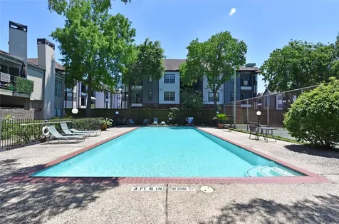 10811 Richmond Avenue 52 Houston TX 77042