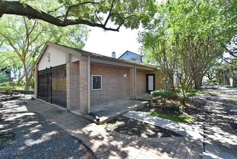 10811 Richmond Avenue 52 Houston TX 77042