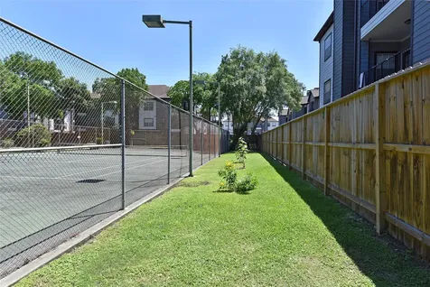 10811 Richmond Avenue 52 Houston TX 77042