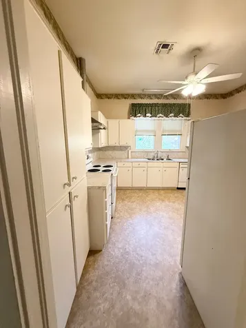 405 S 10th Street Crockett TX 75835