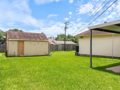 3002 El Camino Street Bay City TX 77414