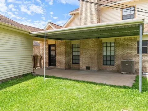 3002 El Camino Street Bay City TX 77414