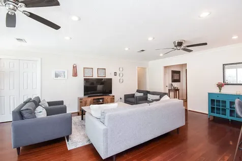 2930 Kevin Lane Houston TX 77043
