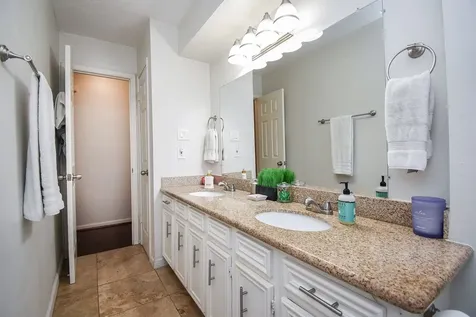 2930 Kevin Lane Houston TX 77043