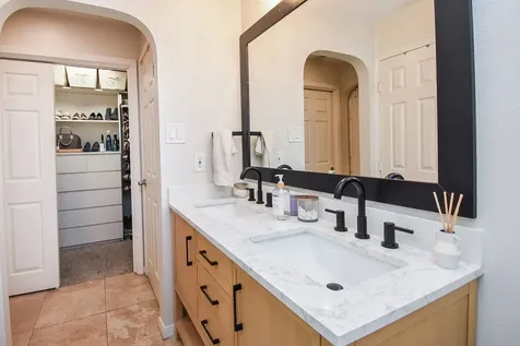 2930 Kevin Lane Houston TX 77043