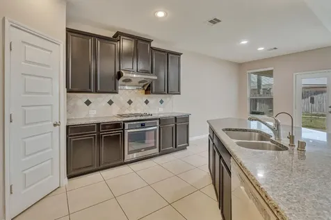 17602 Stamford Oaks Drive Tomball TX 77377