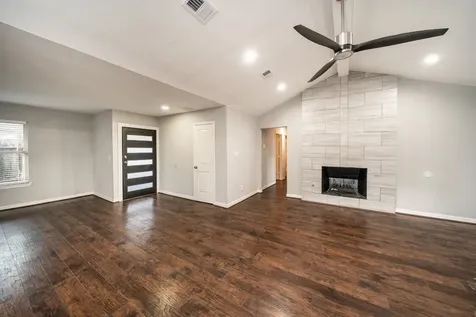 1907 Ashford Hollow Lane Houston TX 77077