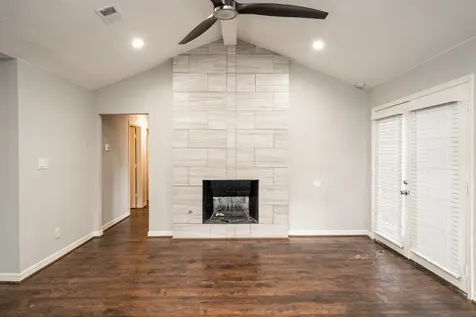 1907 Ashford Hollow Lane Houston TX 77077