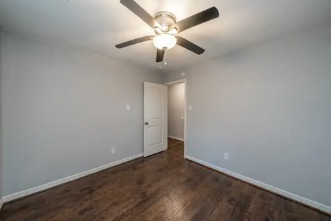 1907 Ashford Hollow Lane Houston TX 77077