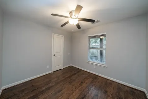 1907 Ashford Hollow Lane Houston TX 77077
