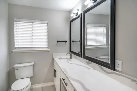 1907 Ashford Hollow Lane Houston TX 77077