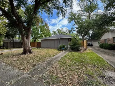 1907 Ashford Hollow Lane Houston TX 77077