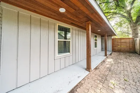 1907 Ashford Hollow Lane Houston TX 77077