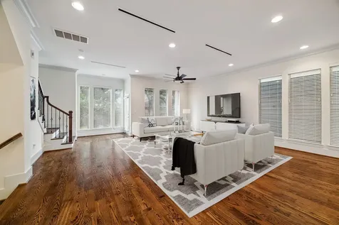 4833 Chenevert Street Houston TX 77004