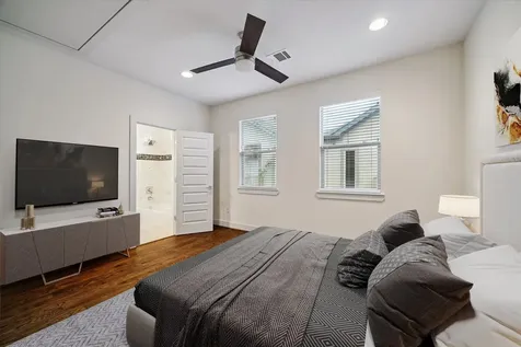 4833 Chenevert Street Houston TX 77004