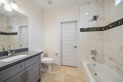 4833 Chenevert Street Houston TX 77004
