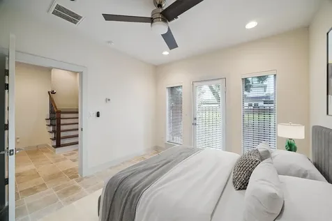 4833 Chenevert Street Houston TX 77004