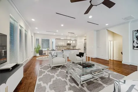 4833 Chenevert Street Houston TX 77004