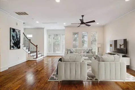 4833 Chenevert Street Houston TX 77004