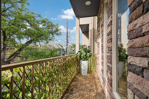 4833 Chenevert Street Houston TX 77004