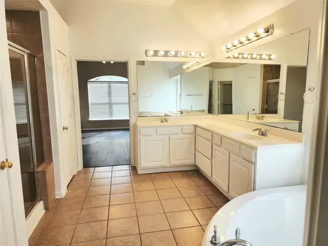 11306 Palm Bay Street Pearland TX 77584
