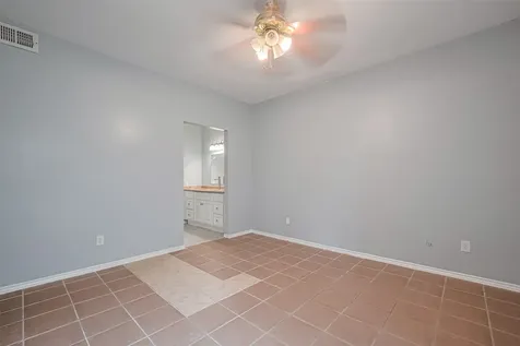 9707 Richmond Avenue 103 Houston TX 77042