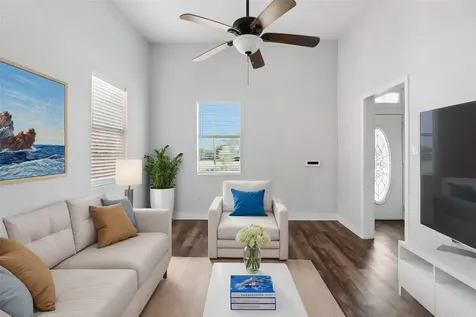 1327 33rd Street Galveston TX 77550