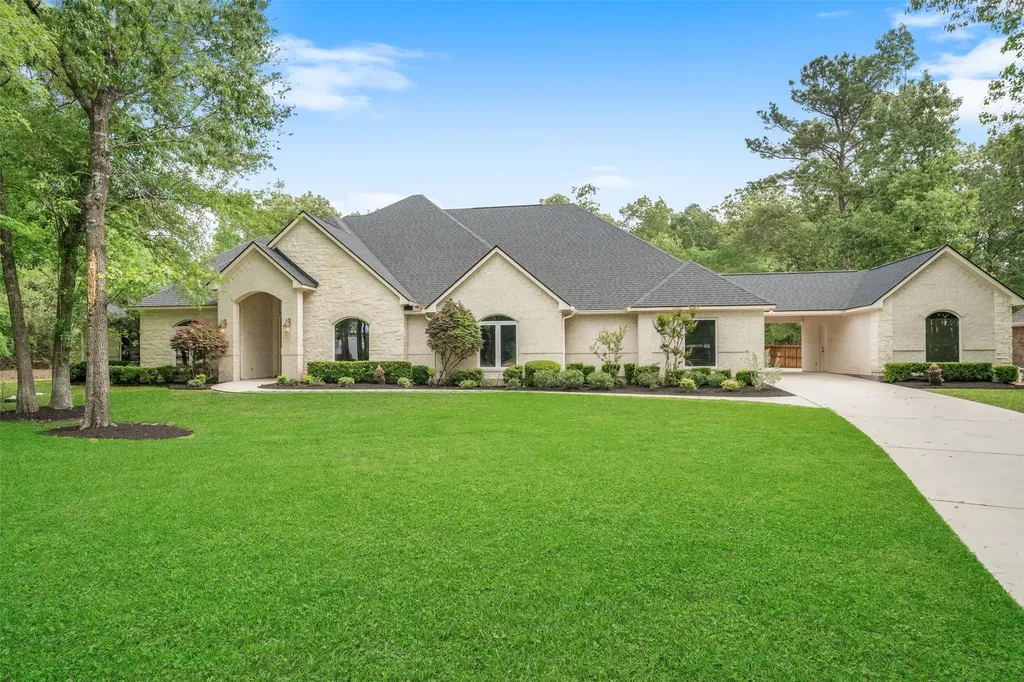 11365 Lake Oak Drive Montgomery TX 77356