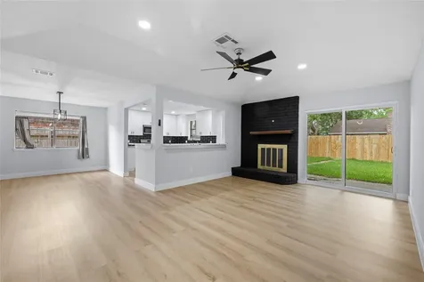 10415 Towne Oak Lane Sugar Land TX 77498