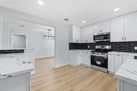 10415 Towne Oak Lane Sugar Land TX 77498