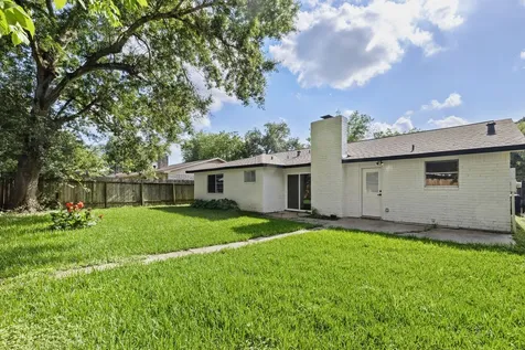 10415 Towne Oak Lane Sugar Land TX 77498
