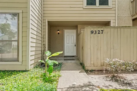 9327 Pagewood Lane Houston TX 77063