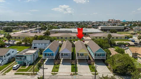 2305 67th Street Galveston TX 77551
