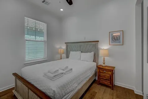 2305 67th Street Galveston TX 77551