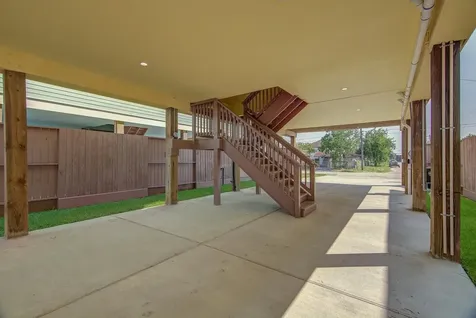 2305 67th Street Galveston TX 77551