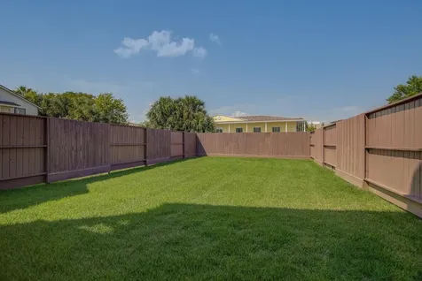 2305 67th Street Galveston TX 77551