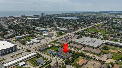 2305 67th Street Galveston TX 77551