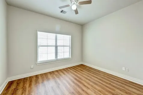 2514 Maxroy Street Houston TX 77007