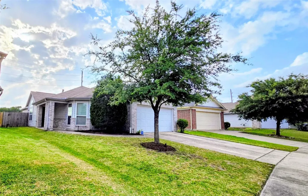 18727 N Young Elm Circle Houston TX 77073