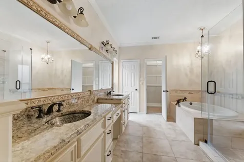 13807 Balmore Circle Houston TX 77069