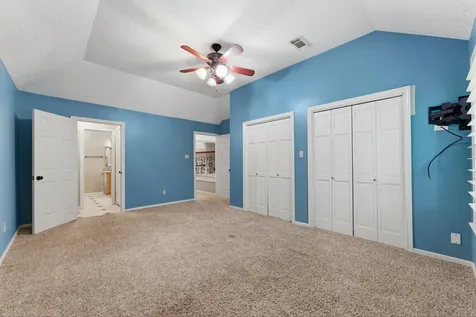 13807 Balmore Circle Houston TX 77069