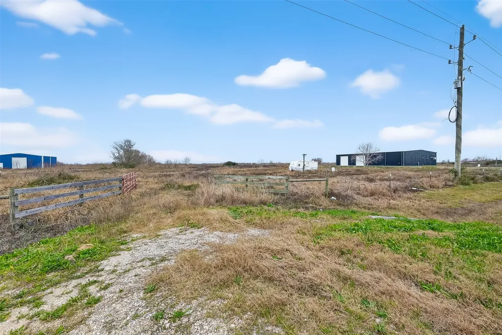 11501 Fm 1994 Road Guy TX 77444
